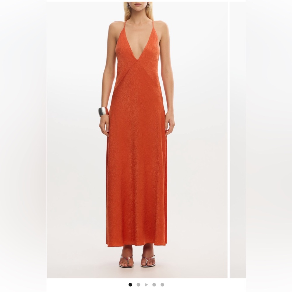 Chic Backless Orange Dress